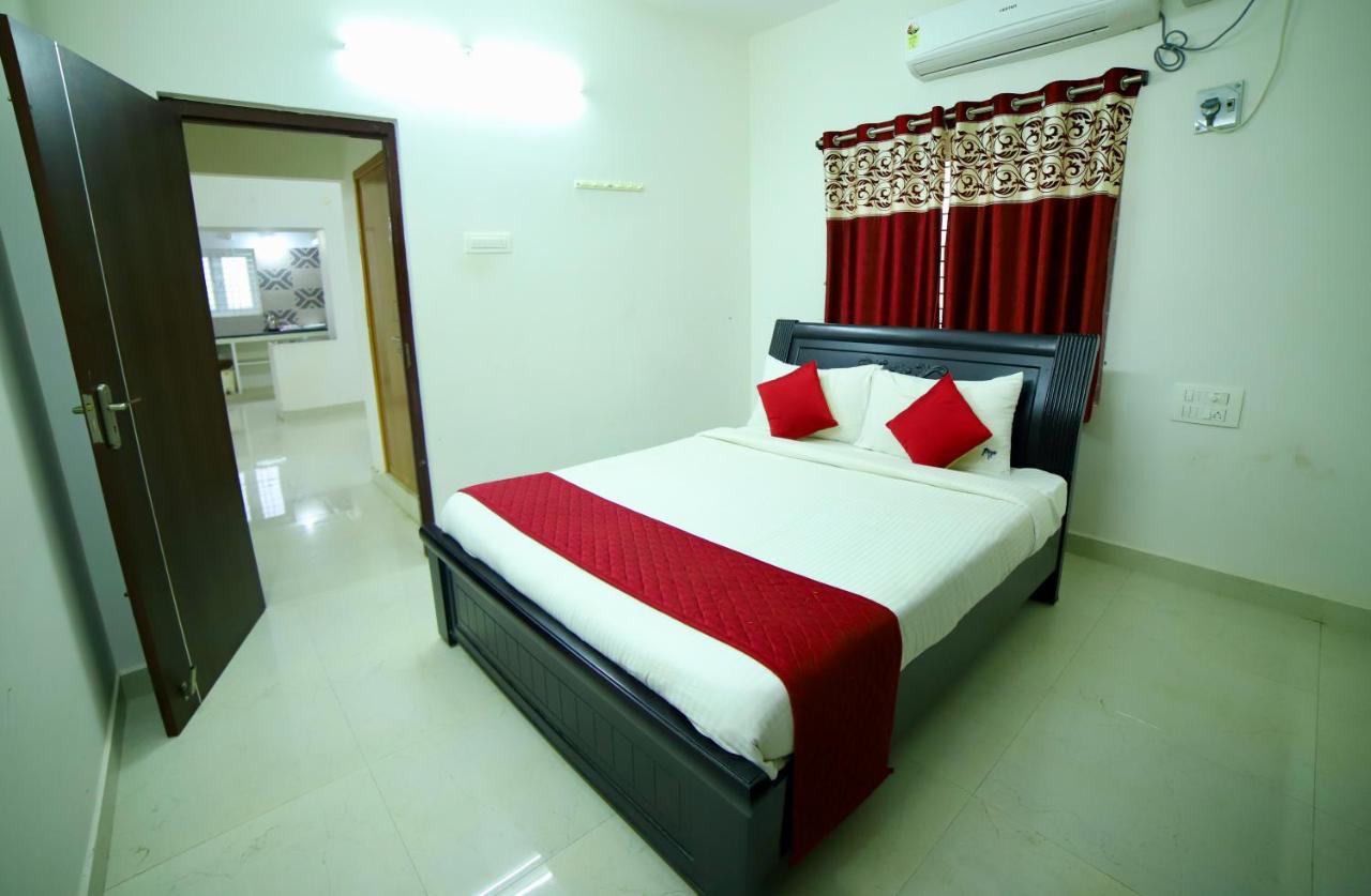 Truelife Homestays - Alamelu Avenue - Fully Furnished Ac 2Bhk Apartments In Tirupati - Walkable To Restaurants & Super Market - Fast Wifi - Kitchen - Easy Access To Airport, Railway Station, Sri Padmavathi & Tirumala Temple المظهر الخارجي الصورة