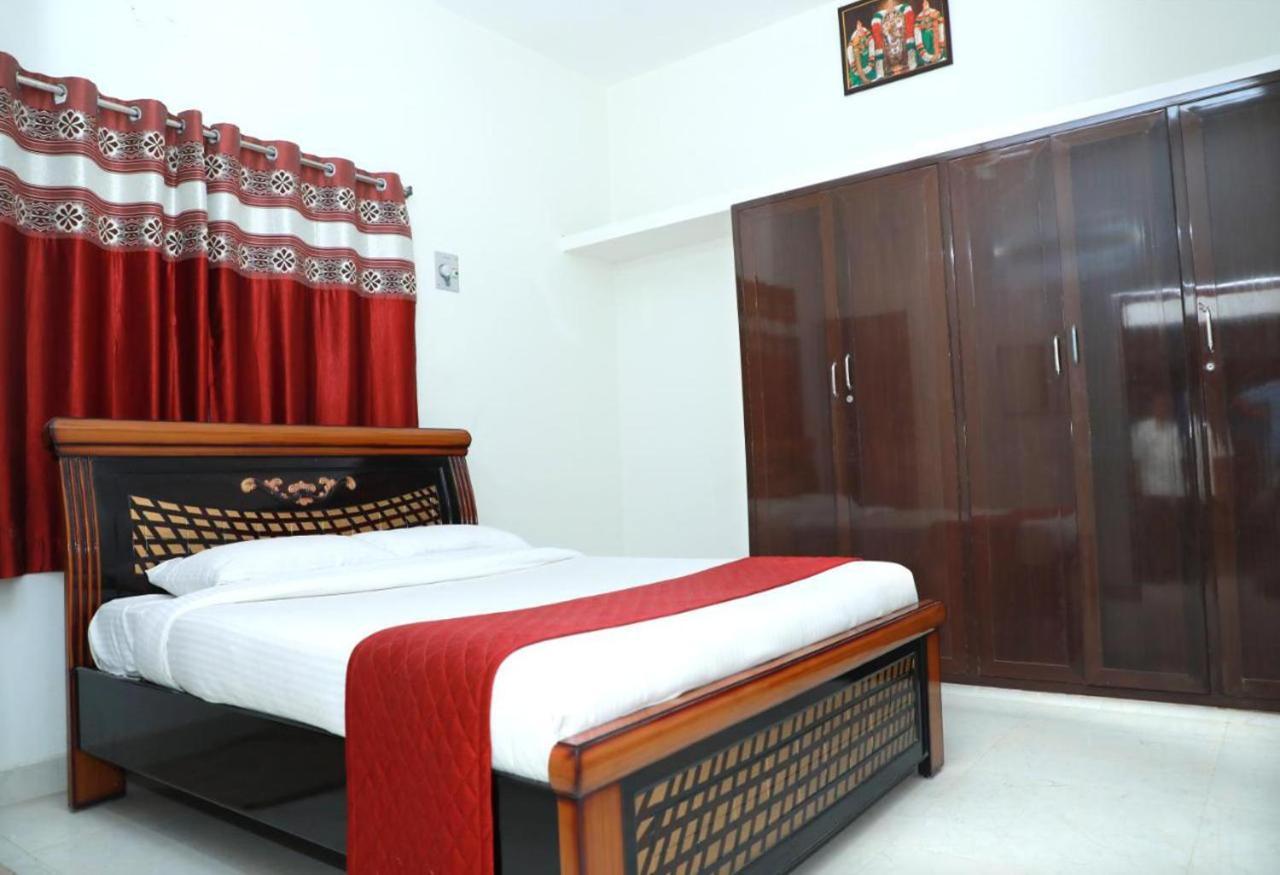 Truelife Homestays - Alamelu Avenue - Fully Furnished Ac 2Bhk Apartments In Tirupati - Walkable To Restaurants & Super Market - Fast Wifi - Kitchen - Easy Access To Airport, Railway Station, Sri Padmavathi & Tirumala Temple المظهر الخارجي الصورة